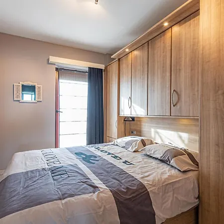 Zeedijk Aan De Pier *