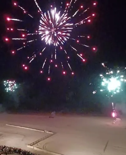 Zeedijk Aan De Pier *